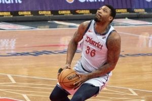 马健谈湖人有意斯玛特：文森特都比斯玛特强 能弄来乐福就不错