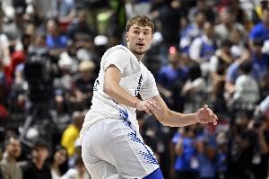 库班：得到弗拉格很幸运 这让我们在交易东契奇后重新看到了希望