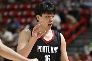 勇记：知道👍杨瀚森为何能提升到16顺位了 他是球队不错的补充